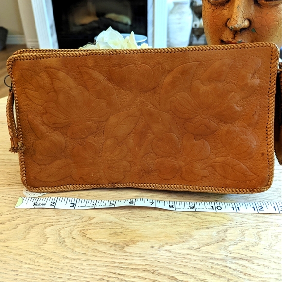 Vintage Tooled Embossed Leather Purse Clutch - Picture 1 of 13